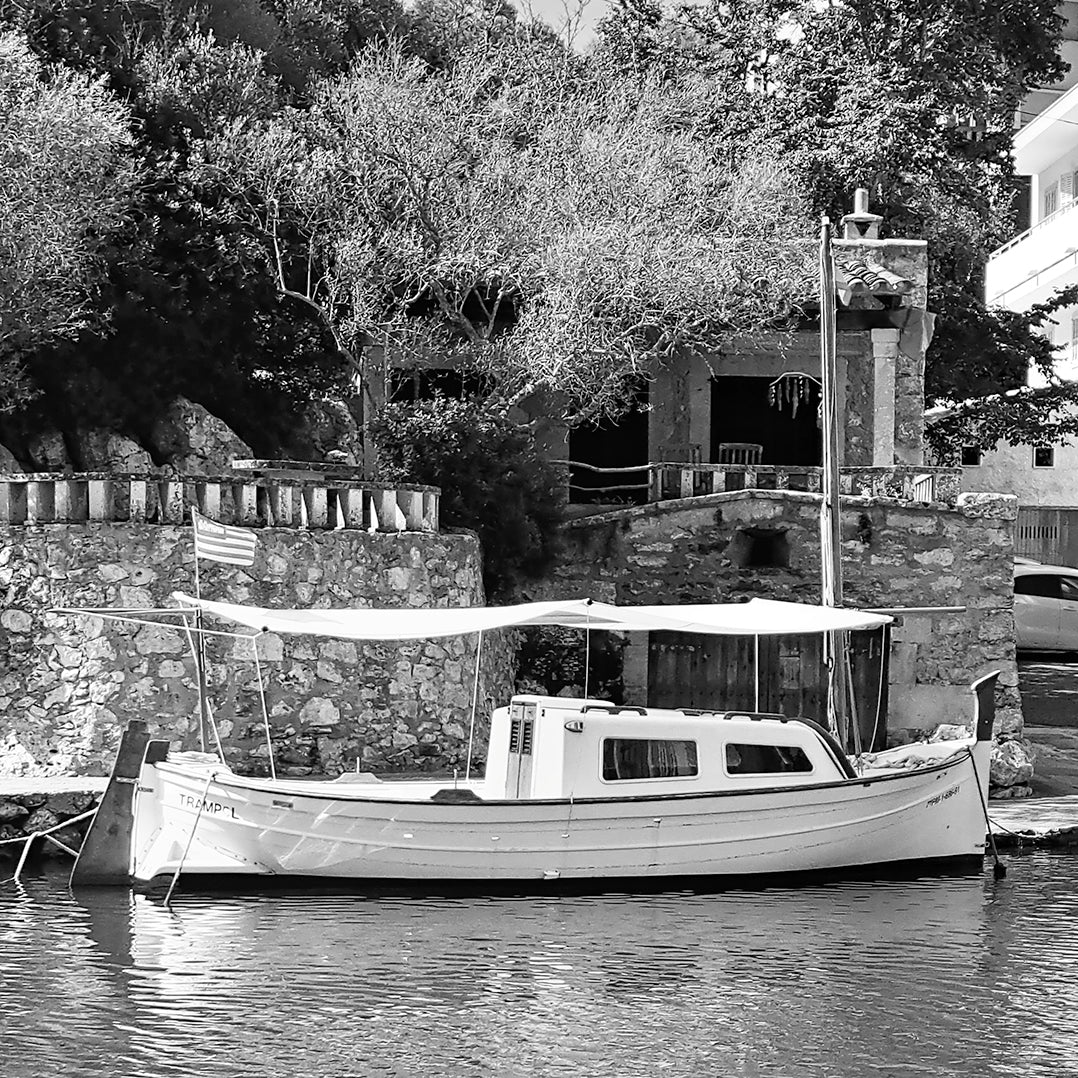 A0 Square Cala Figuera Boat 2